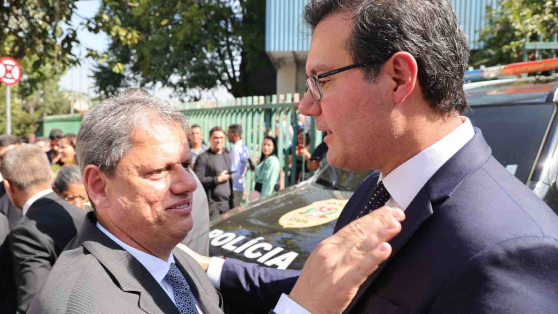 Deputado Estadual Alex Madureira (PL) e pelo Governador Tarcísio de Freitas